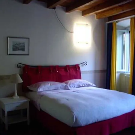 Ca Rossa Bed & Breakfast