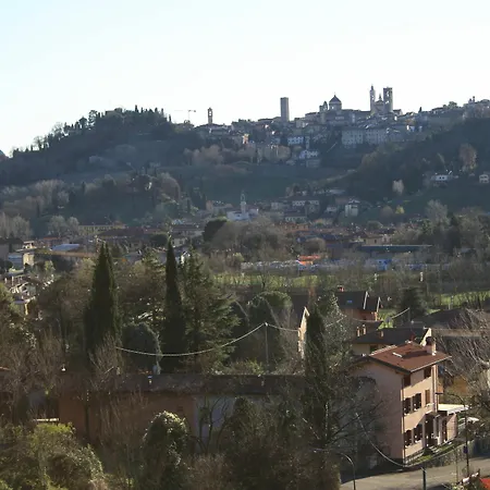 Ca Rossa ベルガモ