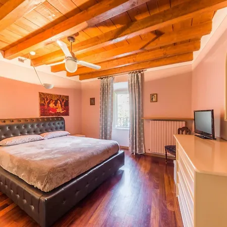 Ca Rossa Bed and Breakfast