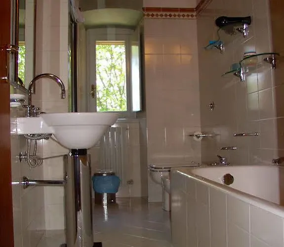 Ca Rossa לינה וארוחת בוקר 2*