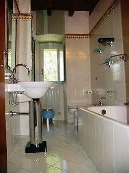 Ca Rossa Bed and Breakfast Μπέργκαμο